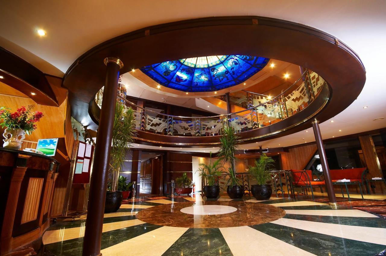 Nile Carnival Cruise 4Nt Lxr Thursday 3Nt Asw Monday Luxor Ngoại thất bức ảnh